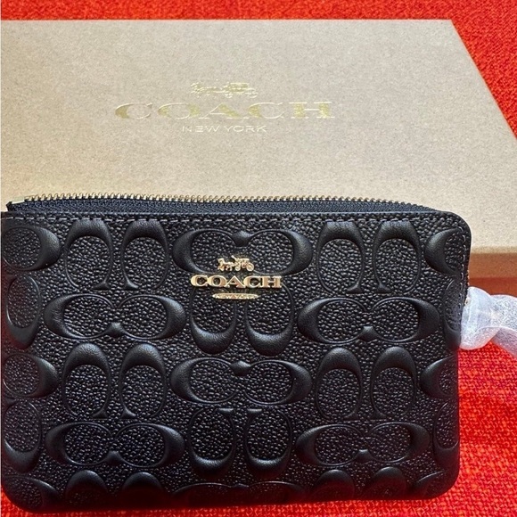 ❤️❤️❤️NWT Coach wallet/wristlet/pouch in signature leather/silvertone❤️ - Picture 3 of 6